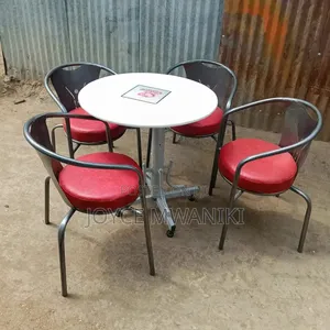 Round Restaurant Powder Coated Set, With Padded Red Seats 