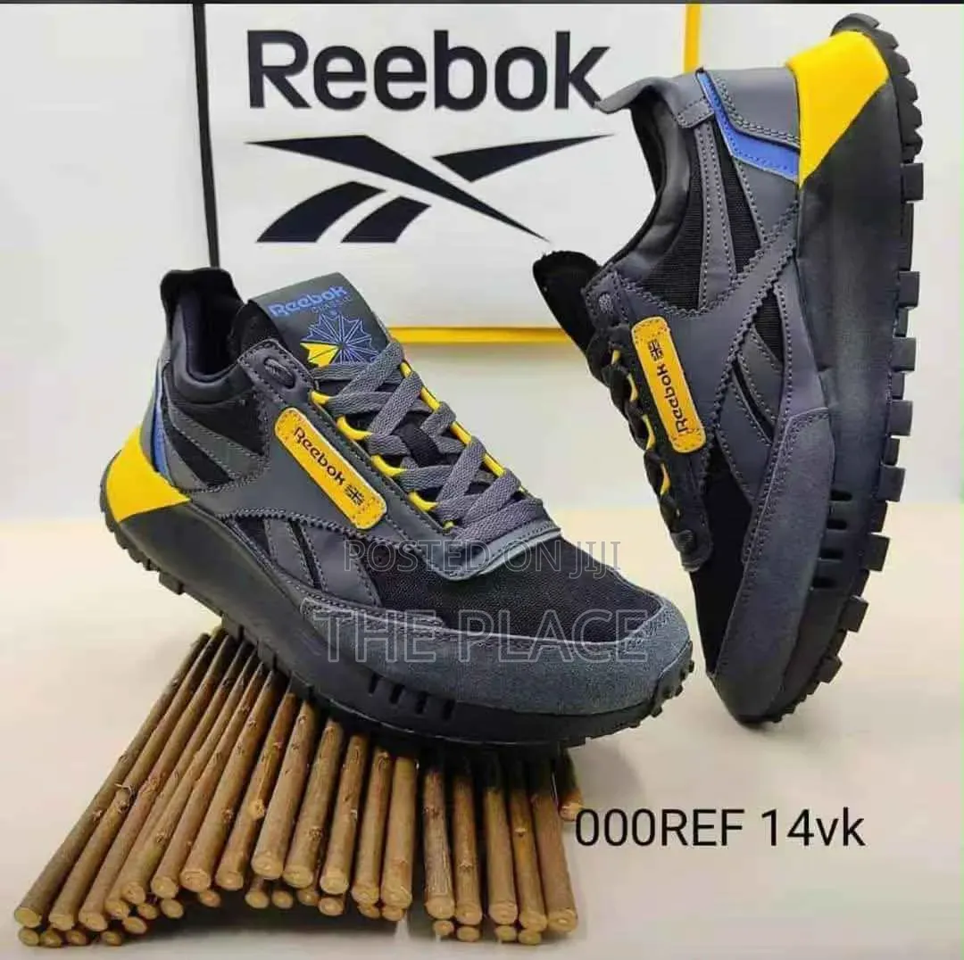 Reebok Sneakers