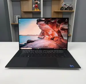 Laptop Dell Precision 5560 16GB Intel Core i9 SSD 512GB