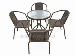 4-Seater Outdoor Patio Dining Set With Round Glass Table
