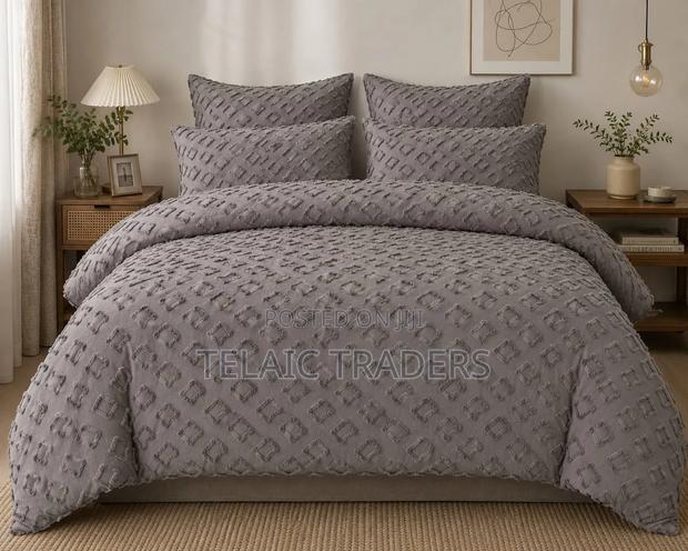 Luxury Tufted Wave Duvet Cover Set With Bedsheet