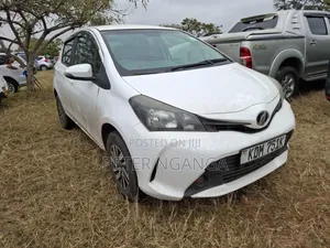 Toyota Vitz 2016 White