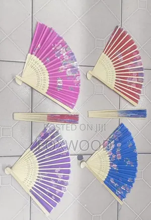 Handheld Folding Fan