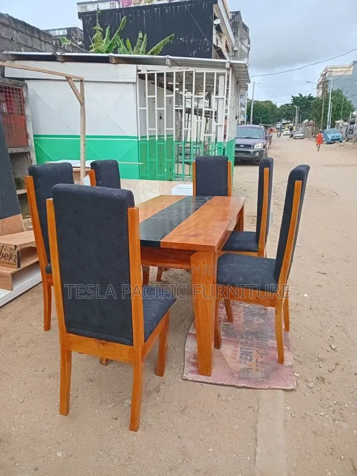 Executive 6 Chairs Dinning Table With High Quality Materials