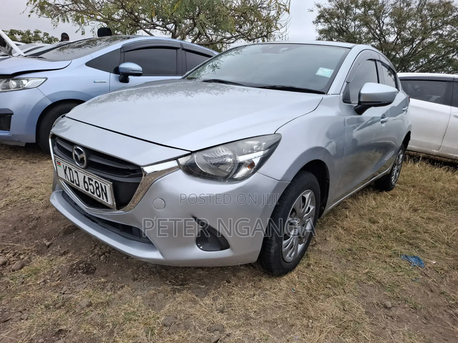 Mazda Demio 2017 Silver