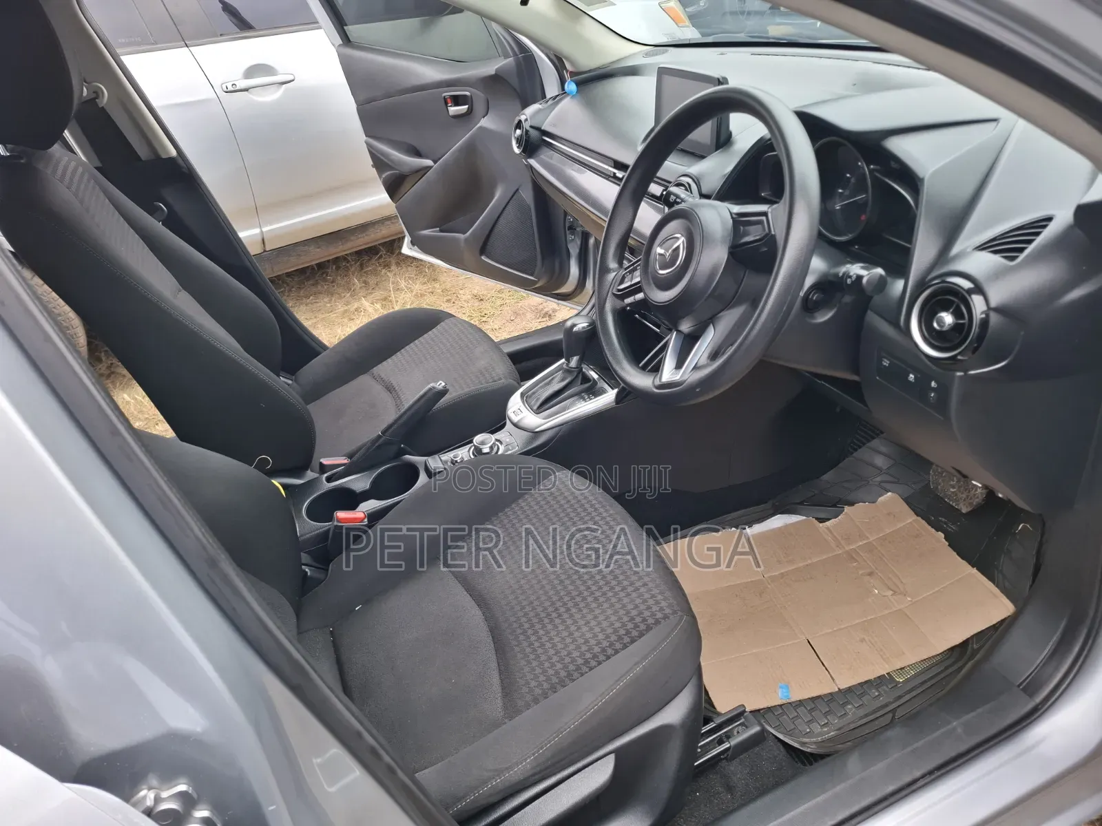 Mazda Demio 2017 Silver