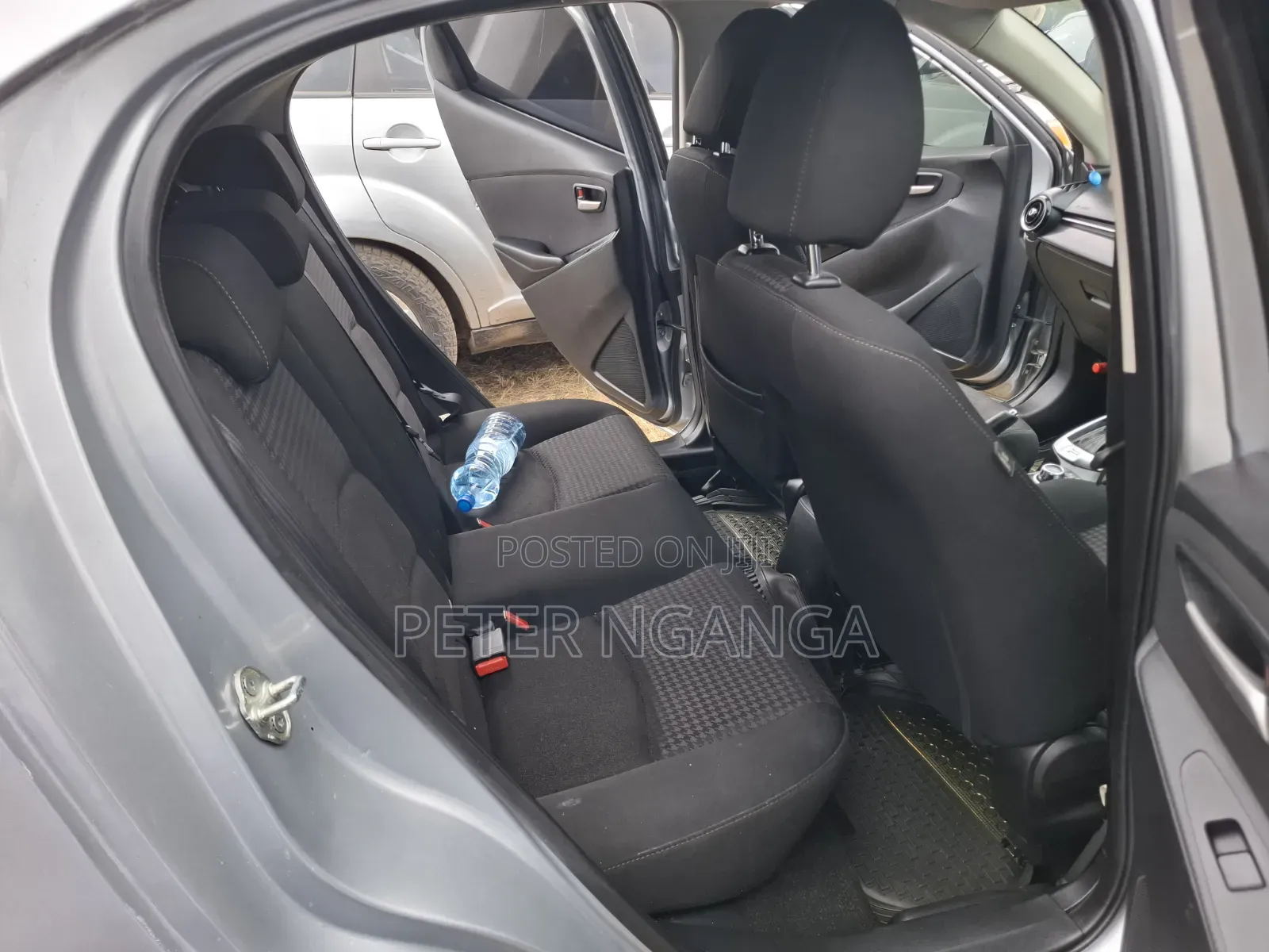 Mazda Demio 2017 Silver