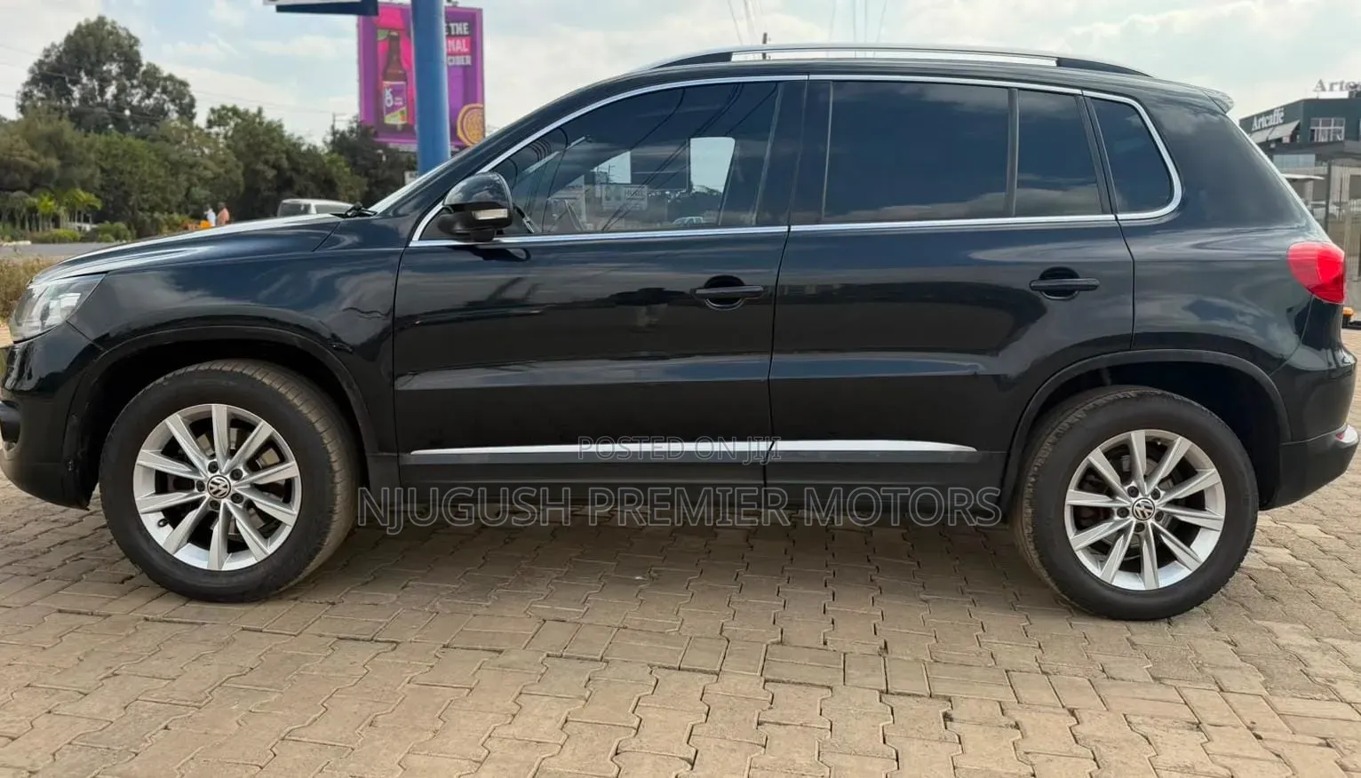 Volkswagen Tiguan 2012 Black
