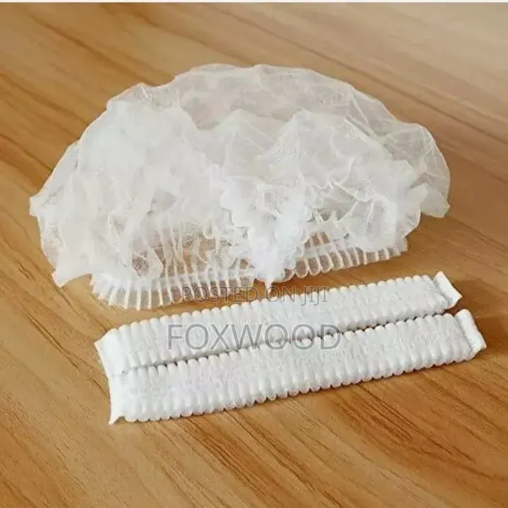 100 Disposable Non-Woven Bouffant Caps