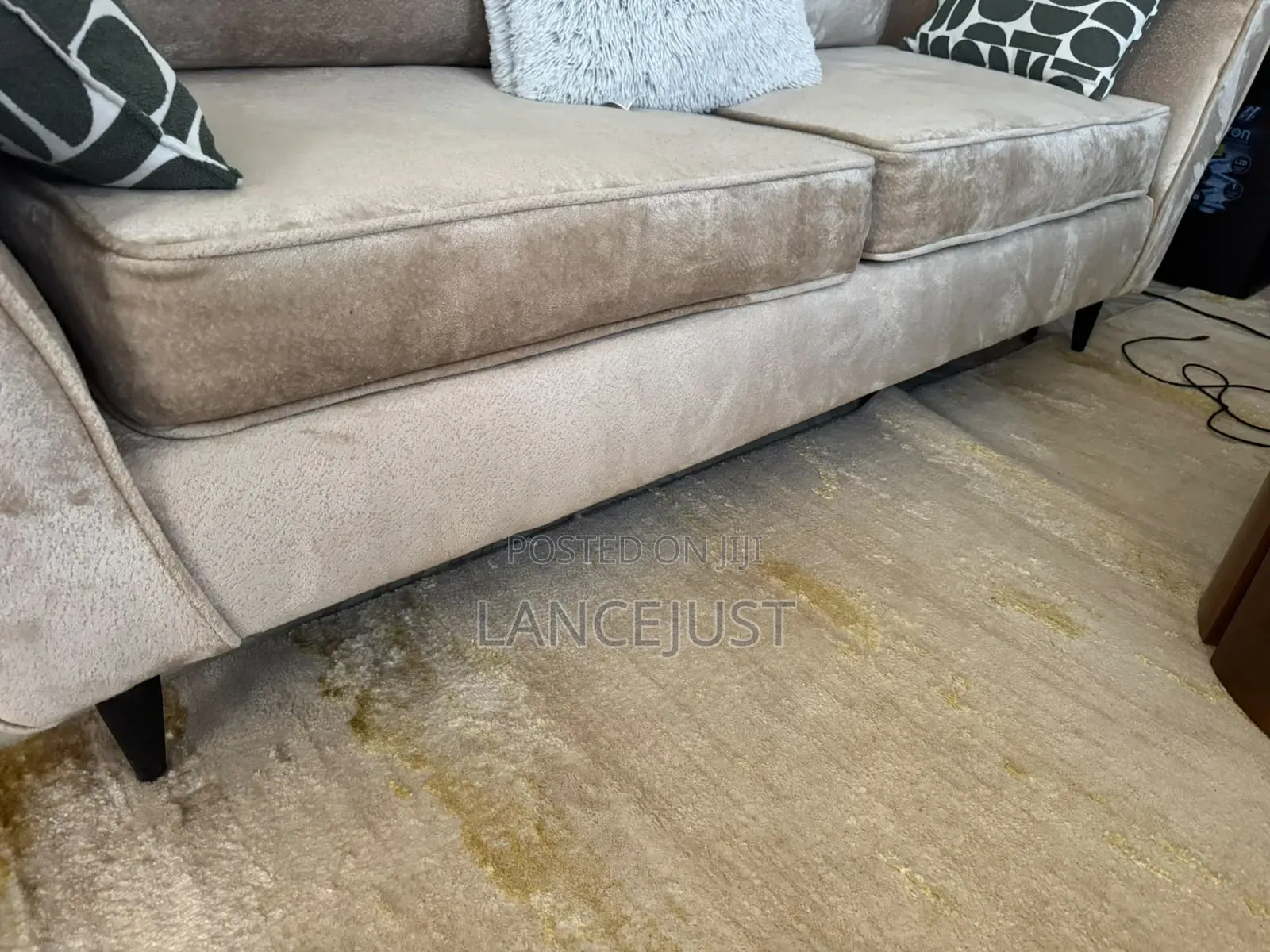 Stylish 3-Seater Velvet Sofa in Beige / Warm Neutral