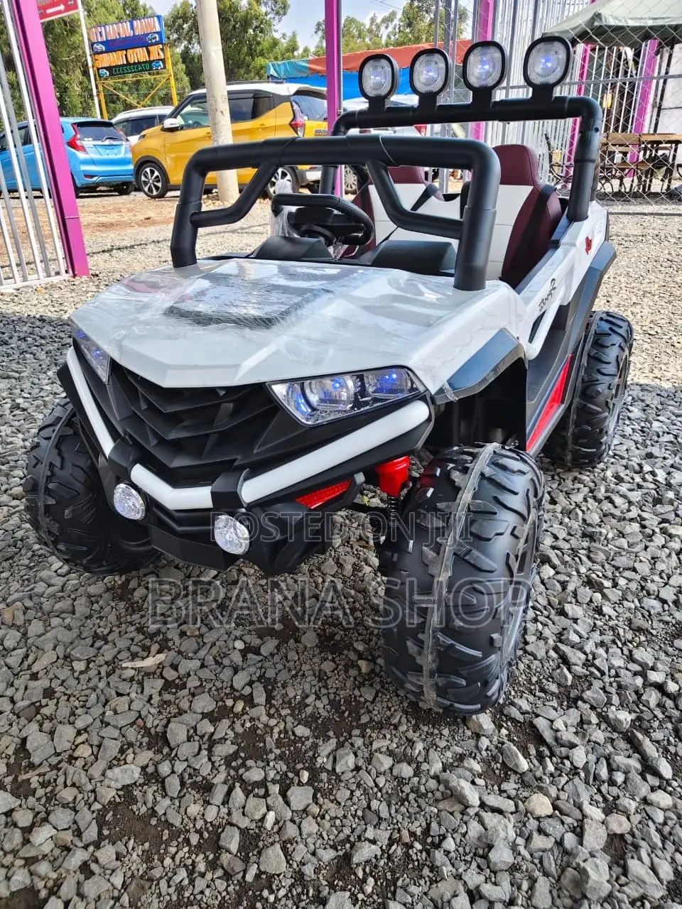 Kids Electric Off-Road UTV / Safari Buggy Ride-on Car.