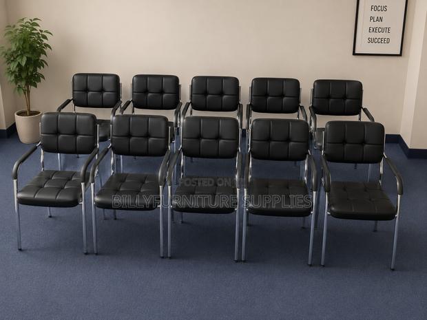 Black Visitors Leather Chair - thumbnail 2
