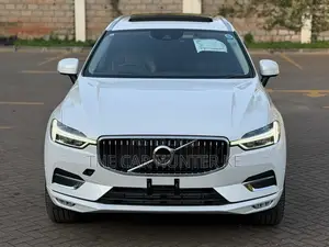 Volvo XC60 T5 Inscription AWD 2019 Pearl