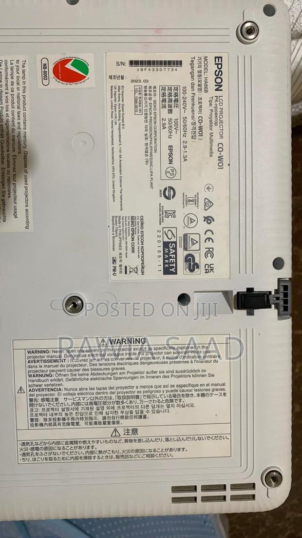 Epson CO-W01 Projector – Excellent Condition - thumbnail 6