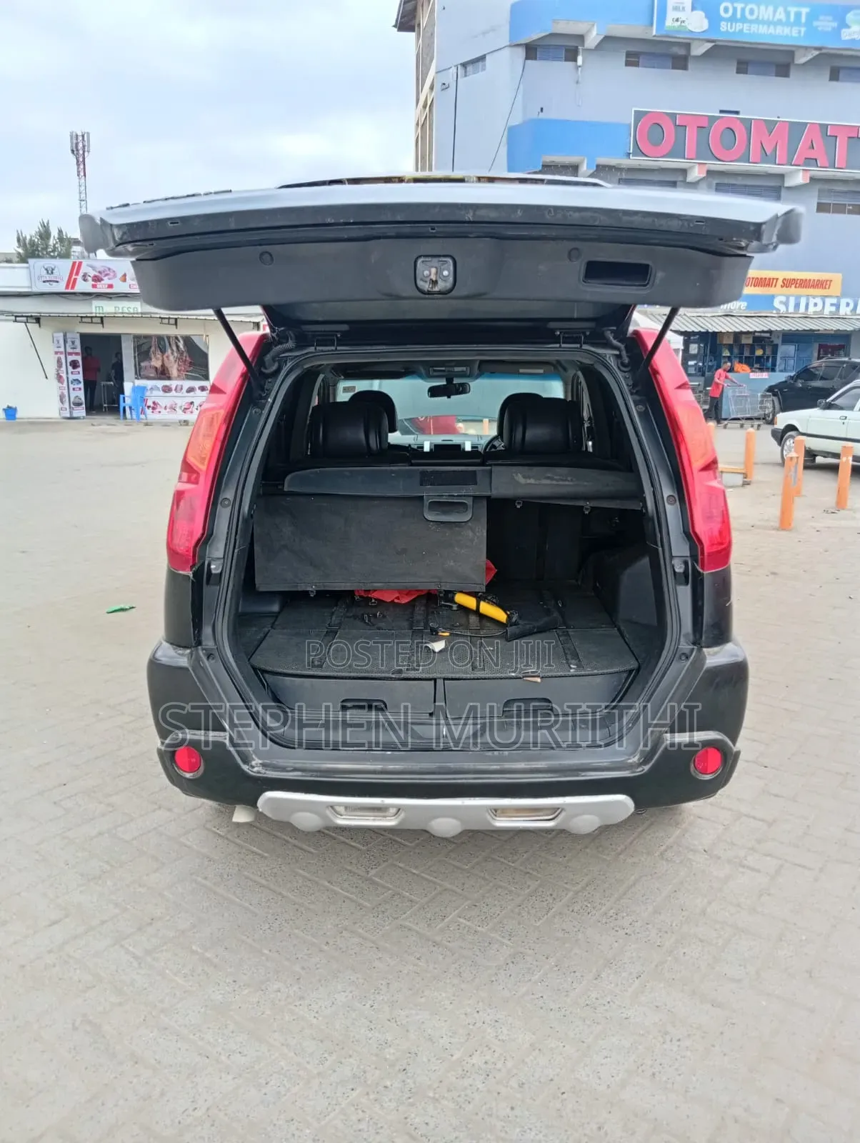 Nissan X-Trail 2.0 Petrol XE 2010 Black