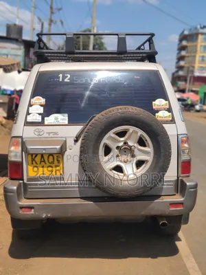 Toyota Land Cruiser Prado 2003 Beige