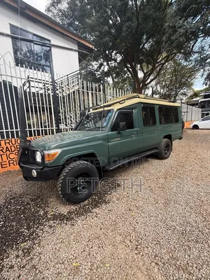 Toyota Land Cruiser 2012 Green