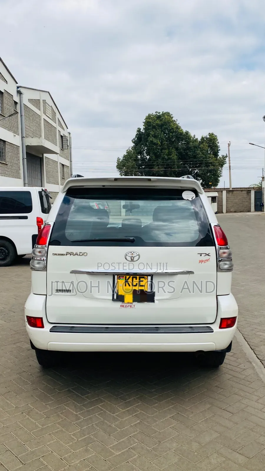 Toyota Land Cruiser Prado 2009 White