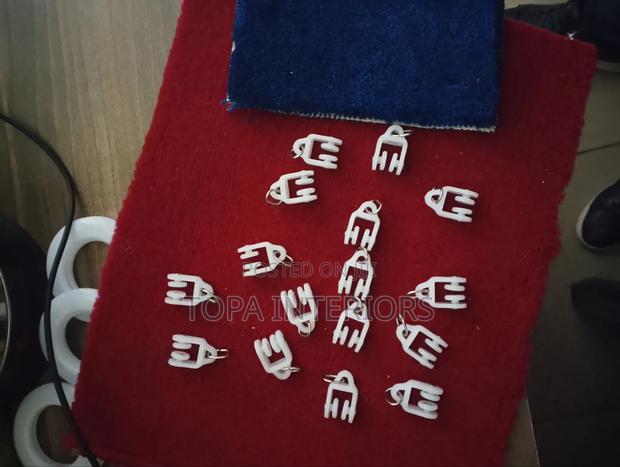 SWift Plastic Gliders Curtain Runners - main view