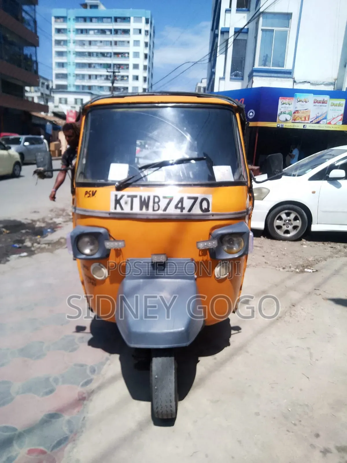 Piaggio Scooter 2019 Yellow