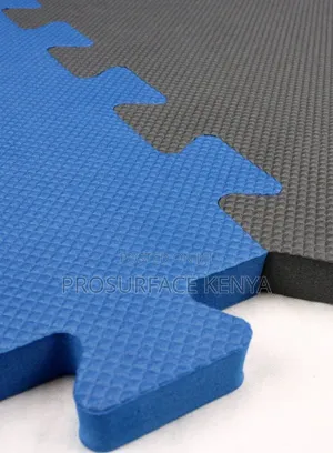 Premium 25mm EVA Gym Flooring | 1×1M – KSh 3,000