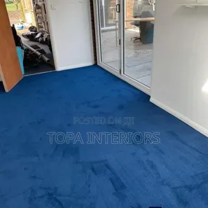 Fluffy Warm Wall to Wall Floor Carpets Installation