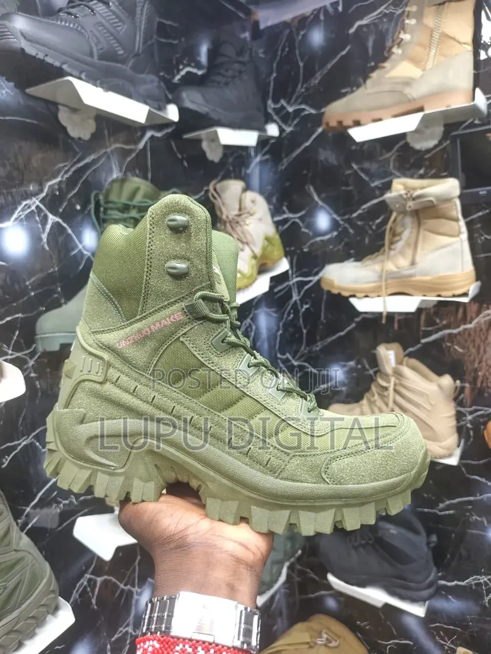 Lightweight Breathable Desert Boot