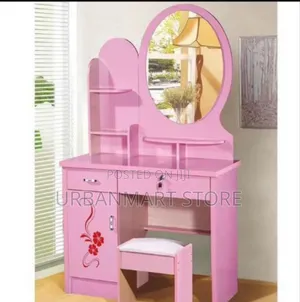 Modern Dressing Table With Mirror and Spacious Drawers