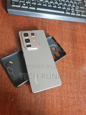 Infinix Note 50 Pro 256 GB Bronze
