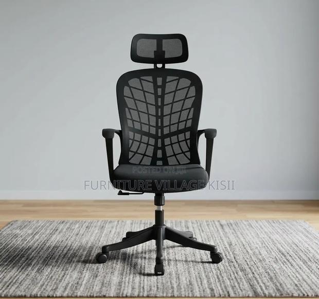 Office Chair: Ergonomic Office Chair - thumbnail 2