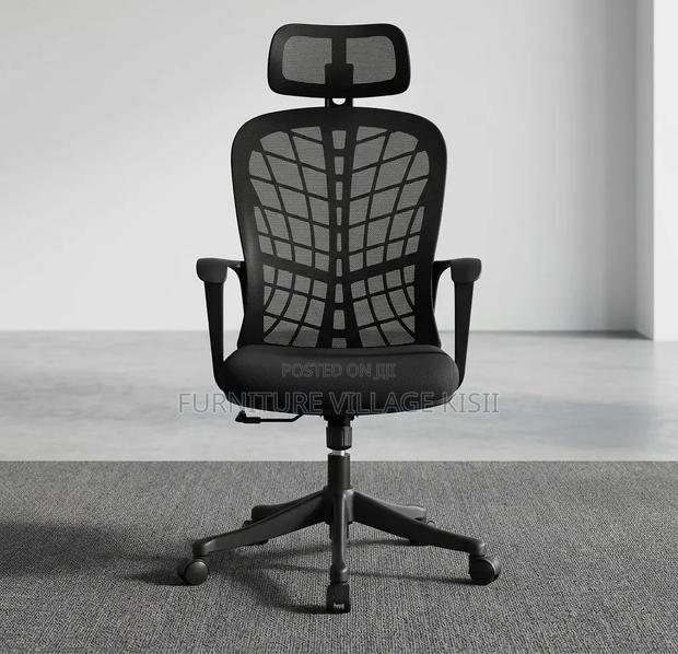 Office Chair: Ergonomic Office Chair