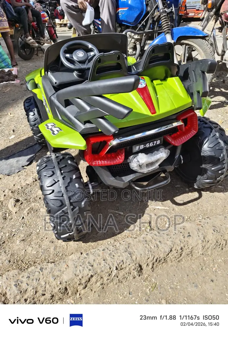 Kids Electric Ride-on Off-Road UTV / Dune Buggy. Green