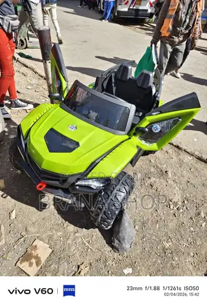 Kids Electric Ride-on Off-Road UTV / Dune Buggy. Green
