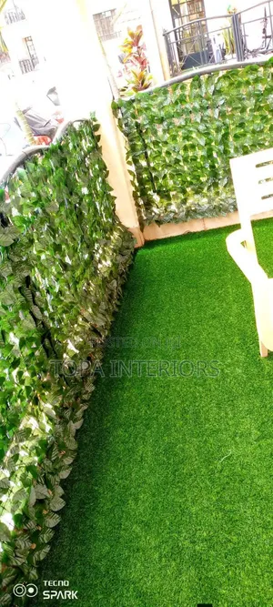 Leafy Plants Balcony Privacy Fence Green Flowers Per Square Metre