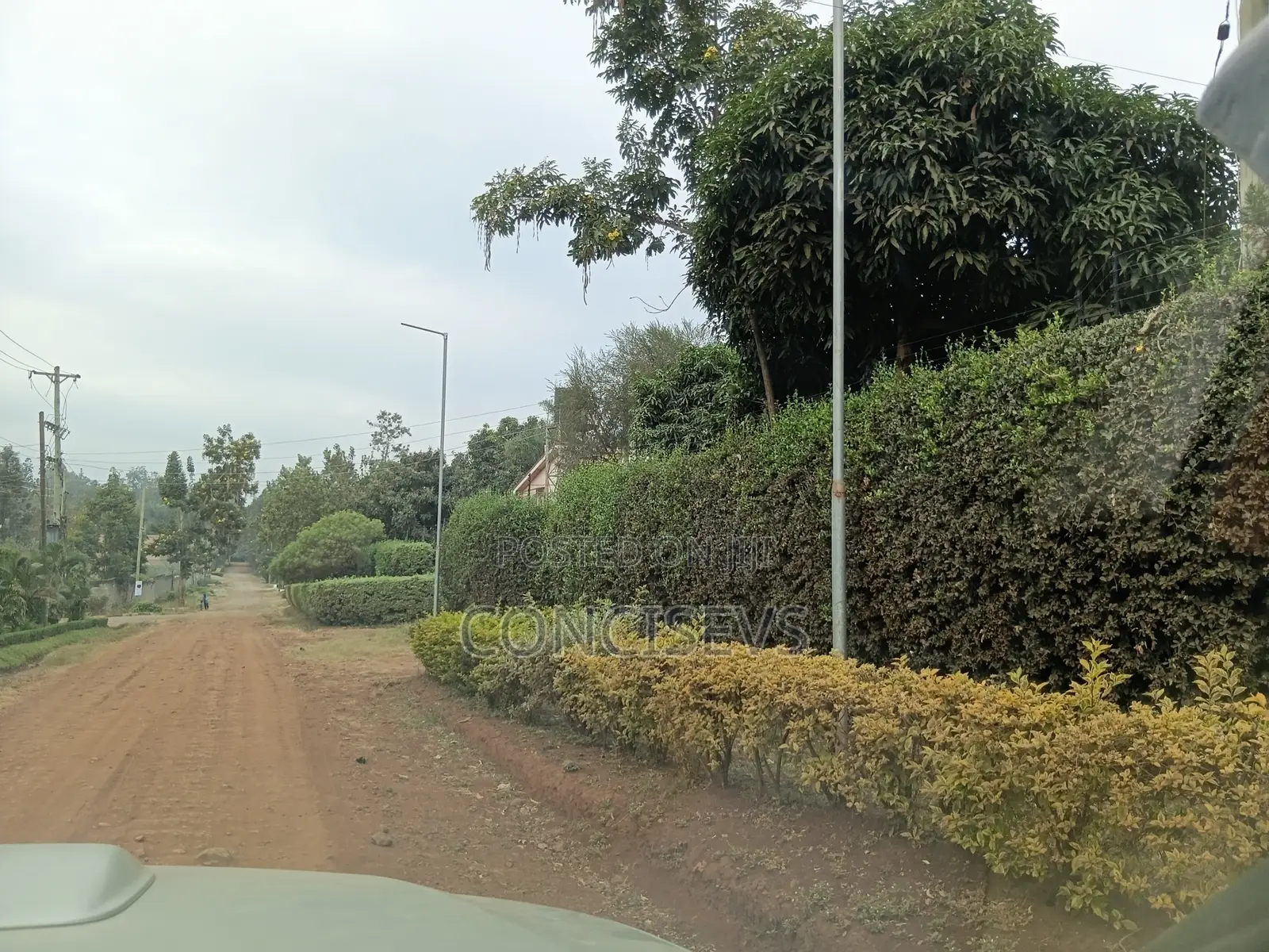 3/4 of an Acre Thome 5 3rd Row From Thika Road, Safari Park Area