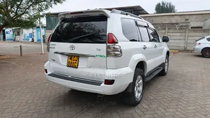 Toyota Land Cruiser Prado 2008 White