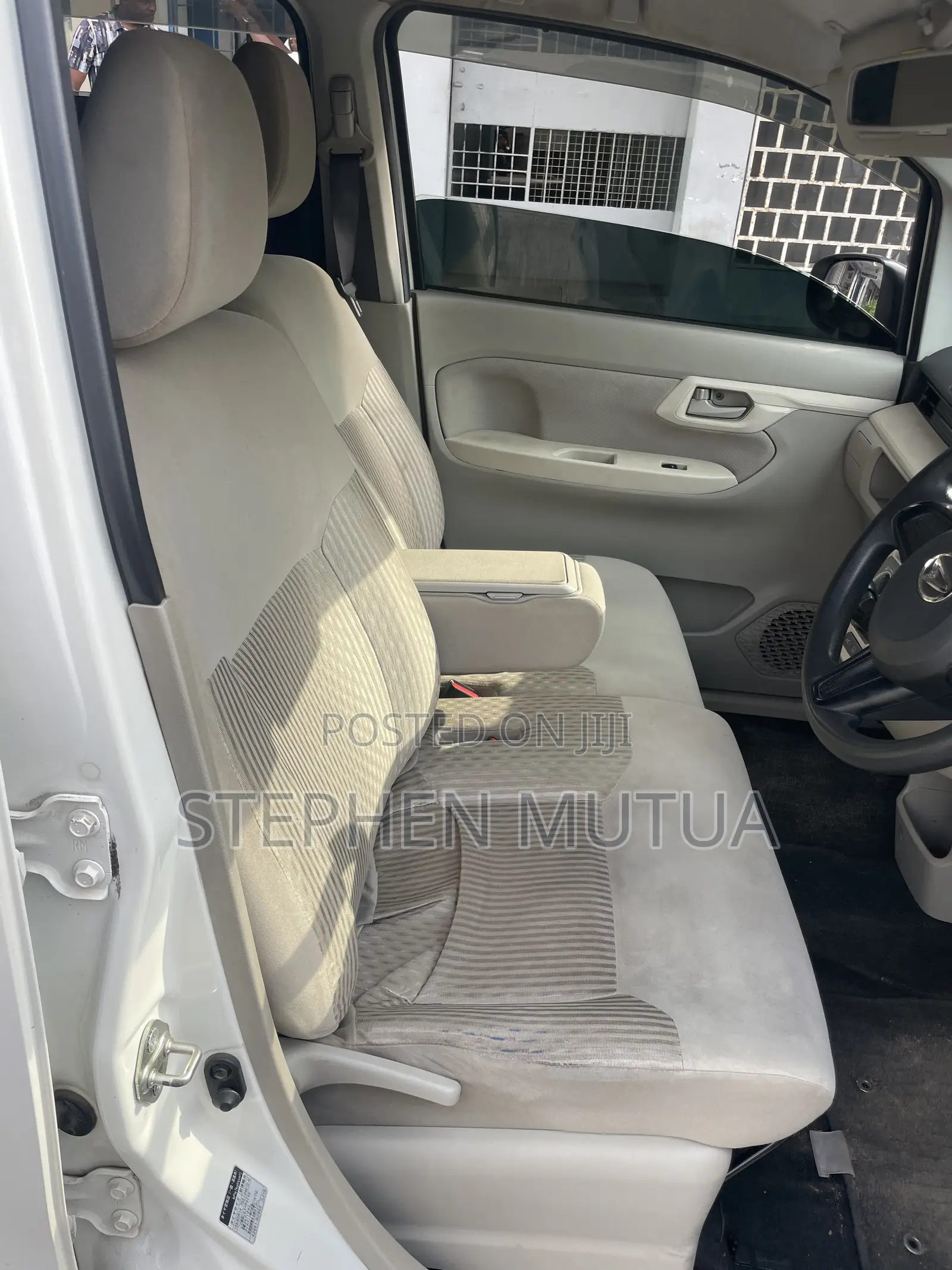Daihatsu Move 2016 White