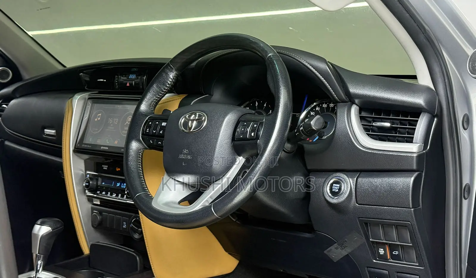 Toyota Fortuner 2019 Silver
