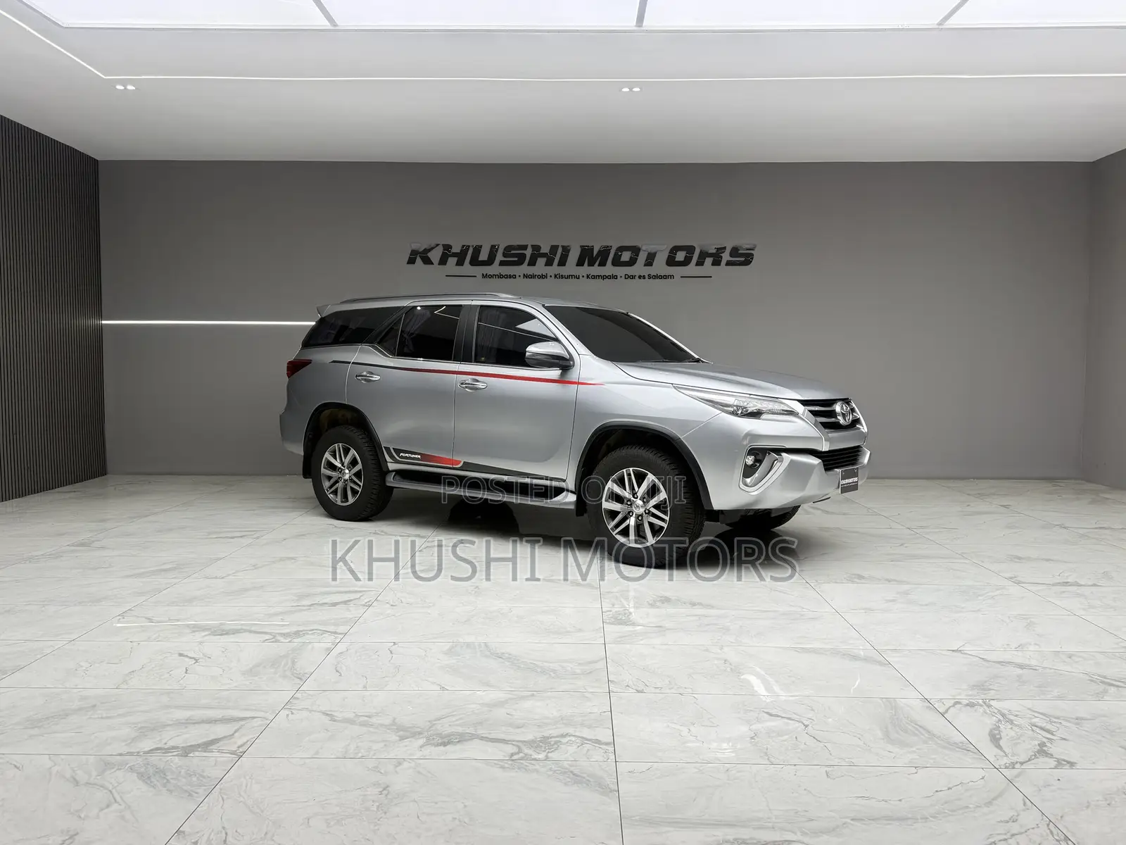 Toyota Fortuner 2019 Silver