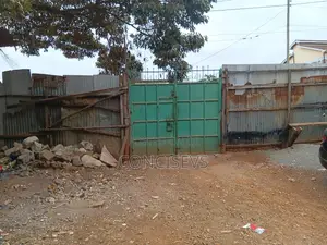 Marurui Thome 40x80 Near Marurui Primary SCH