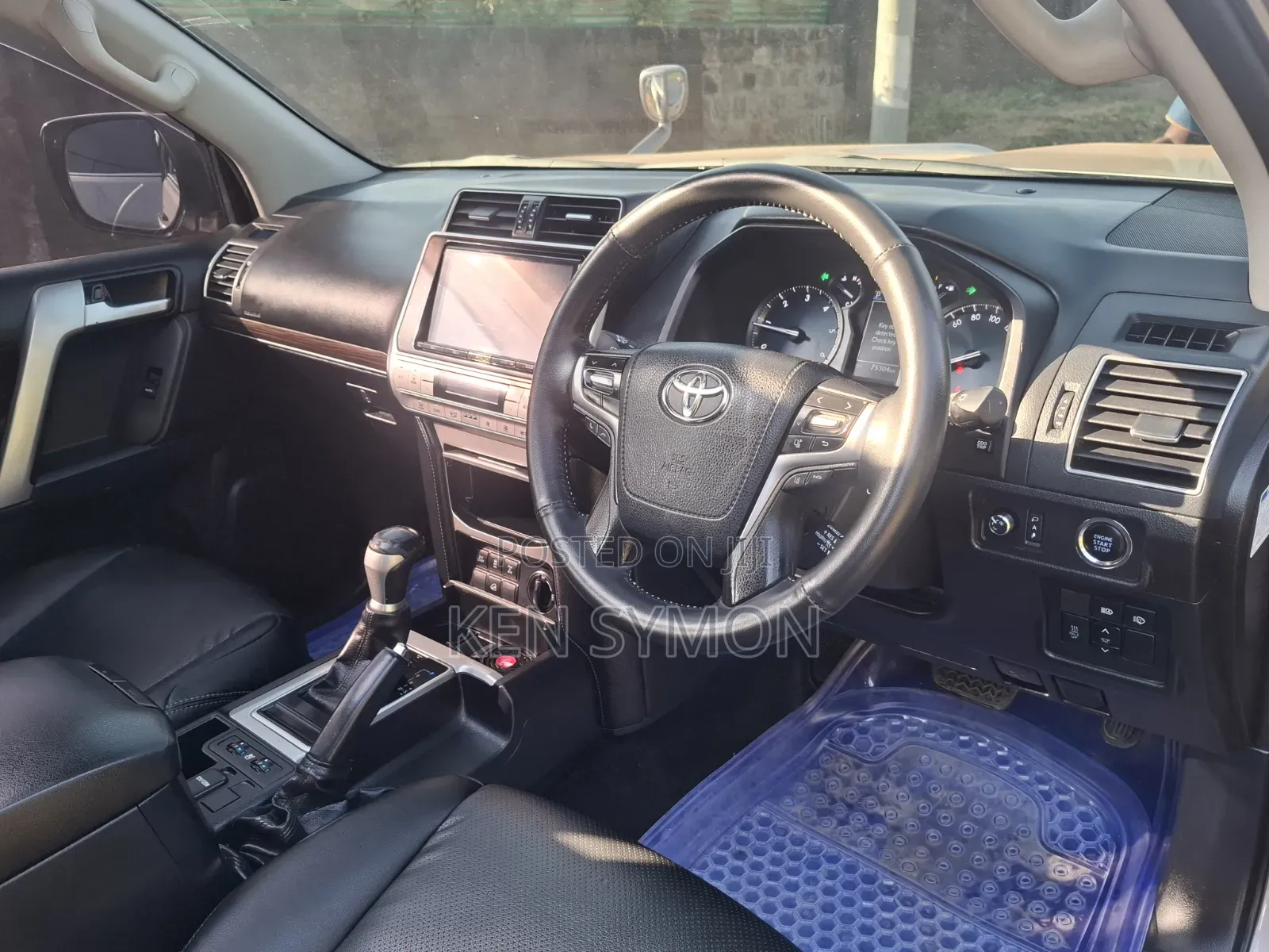 Toyota Land Cruiser Prado 2018 Gray