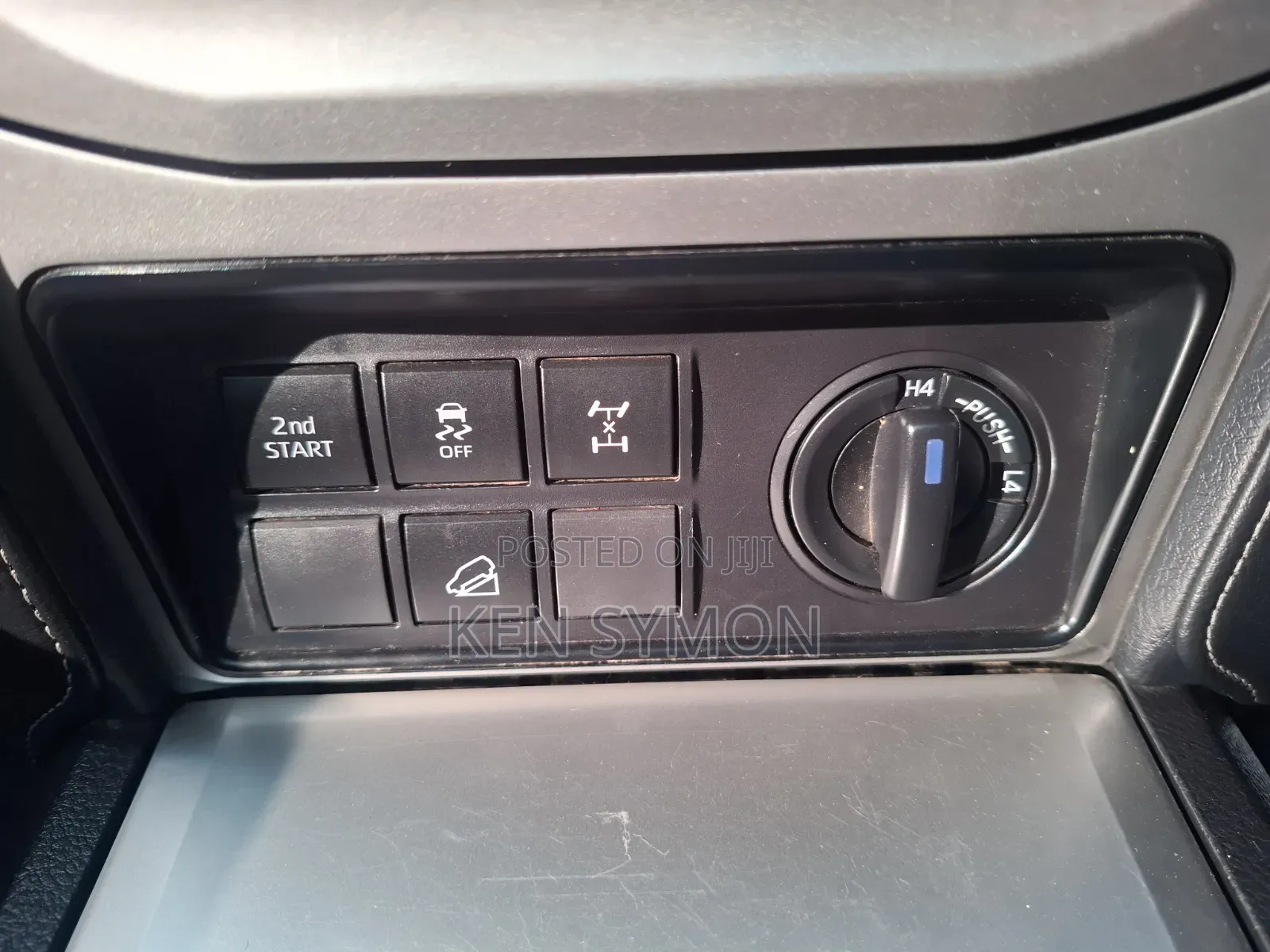 Toyota Land Cruiser Prado 2018 Gray