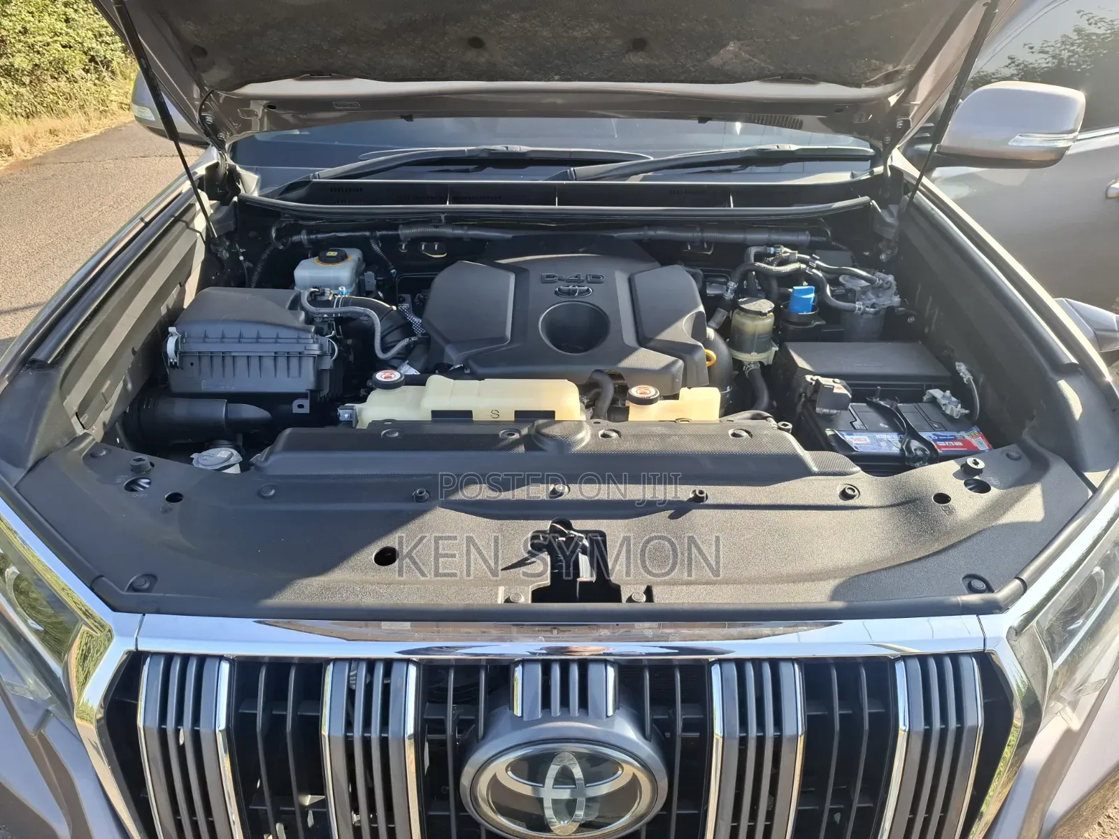 Toyota Land Cruiser Prado 2018 Gray