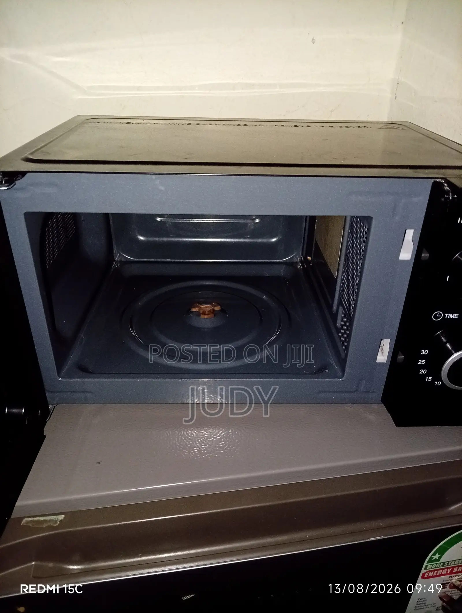 Quick Sale Von Microwave