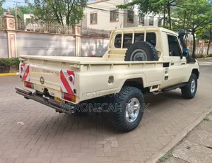 Toyota Land Cruiser 2008 Beige