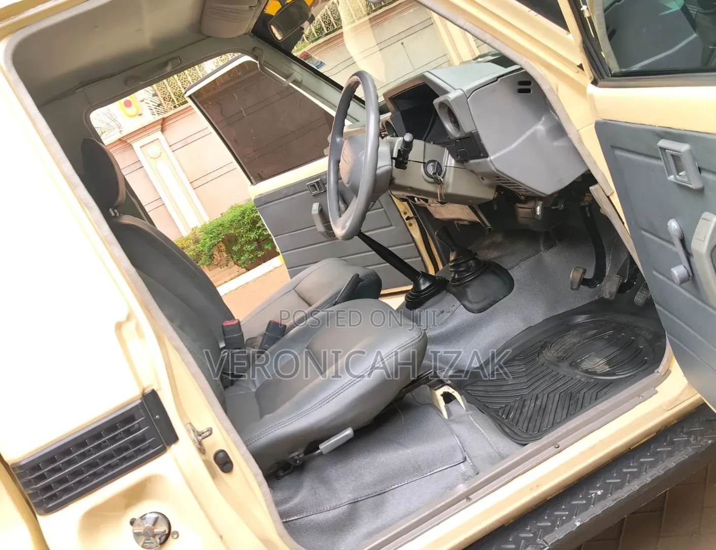 Toyota Land Cruiser 2008 Beige