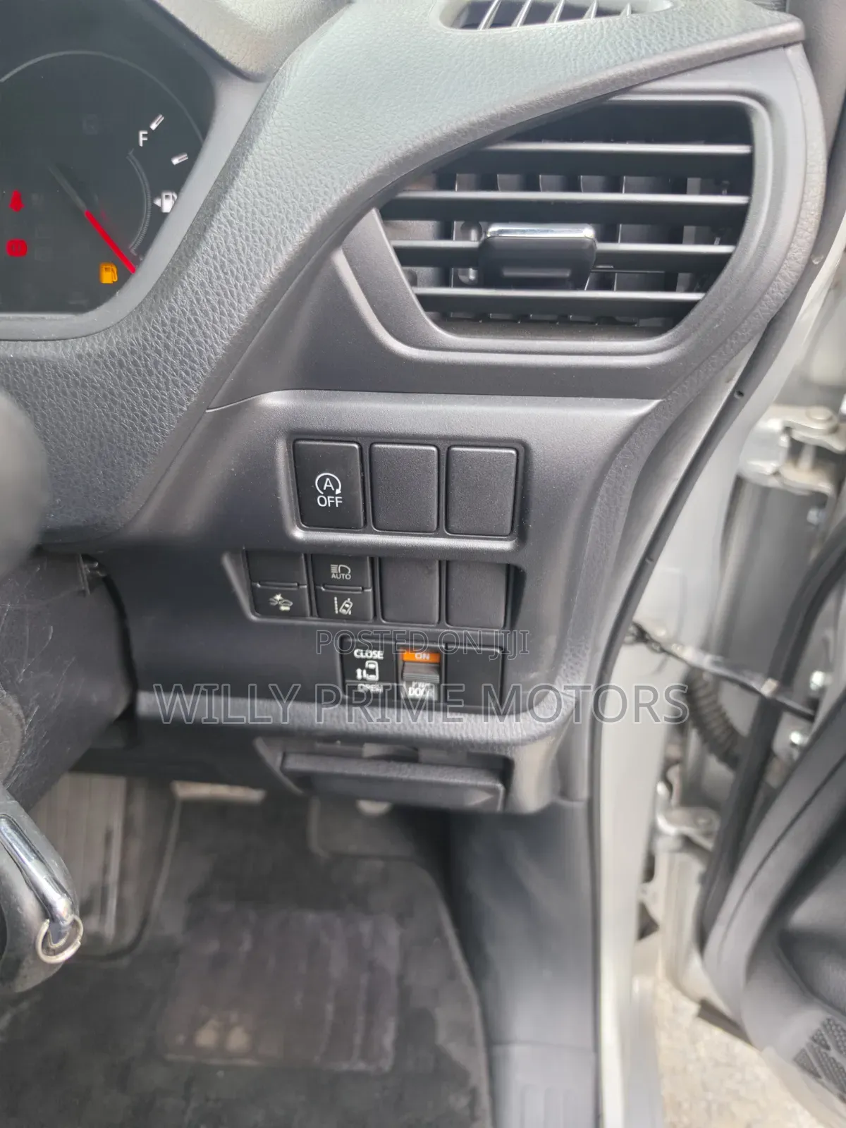 Toyota Voxy ZS 2WD 8-Seater 2019 Silver