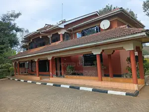 5bdrm Maisonette in Thome 5 1St, Roysambu for sale