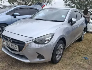 Mazda Demio 2017 Silver