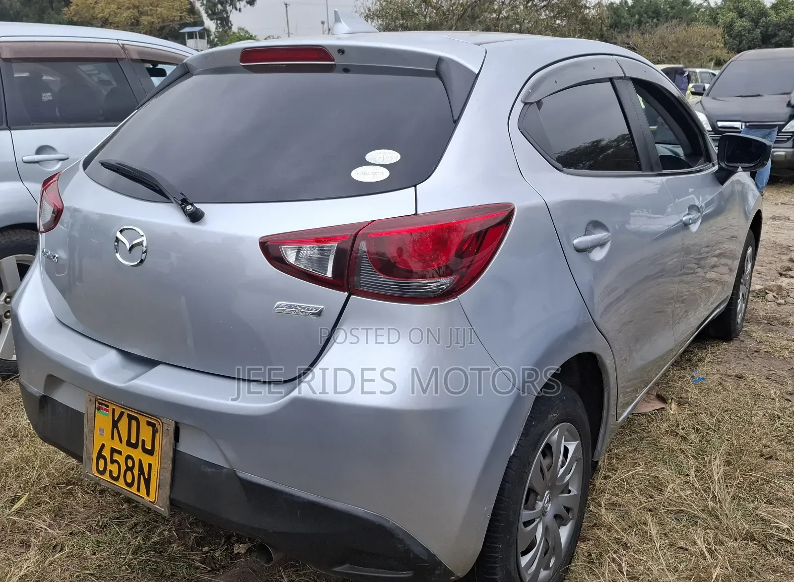 Mazda Demio 2017 Silver